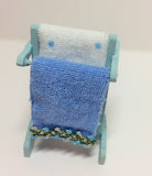 1:12 scale  dollshouse miniature bathroom towel rail with towels
